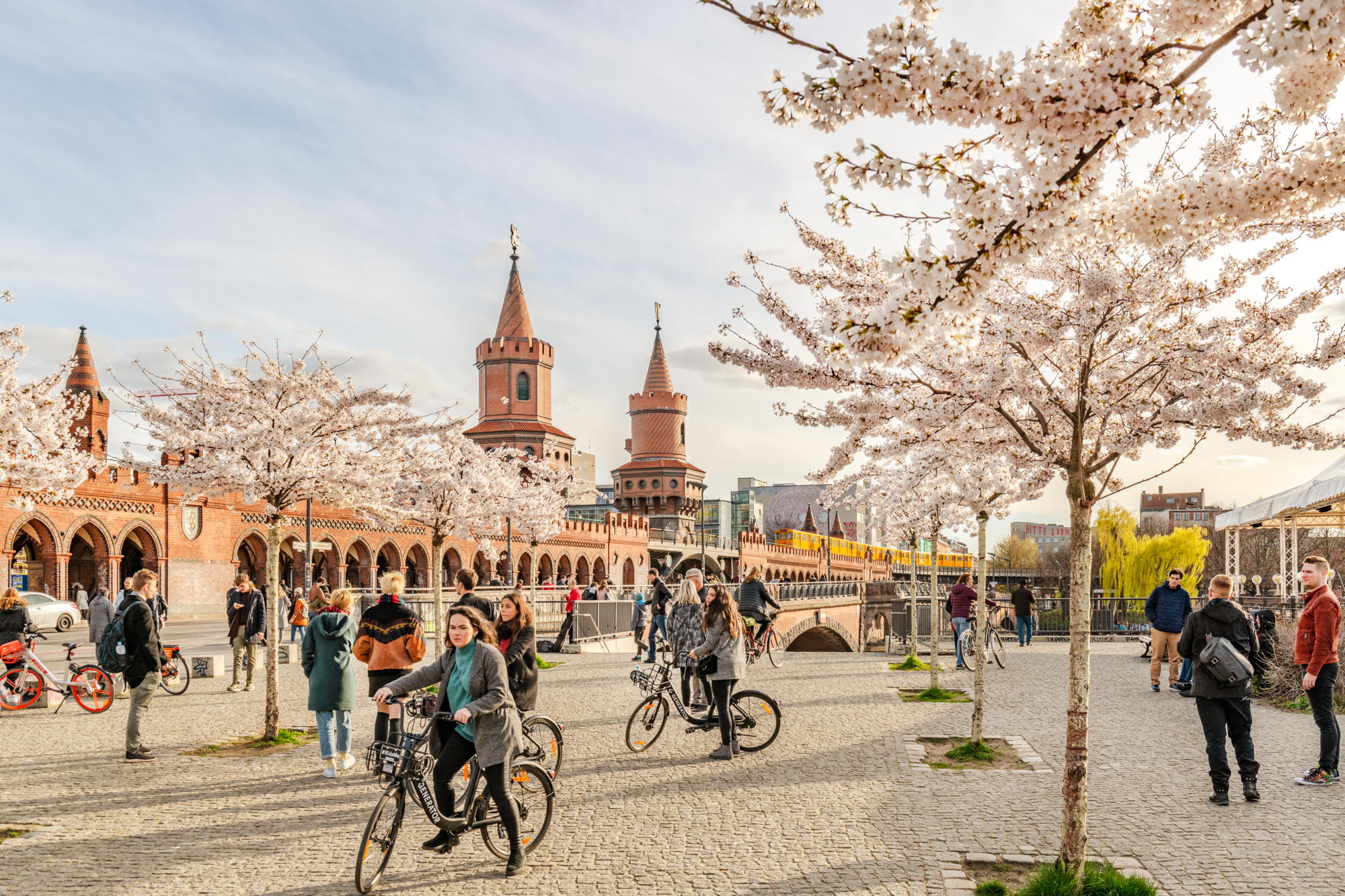 Oberbaum bridge, Berlin © visitBerlin, Philip Koschel