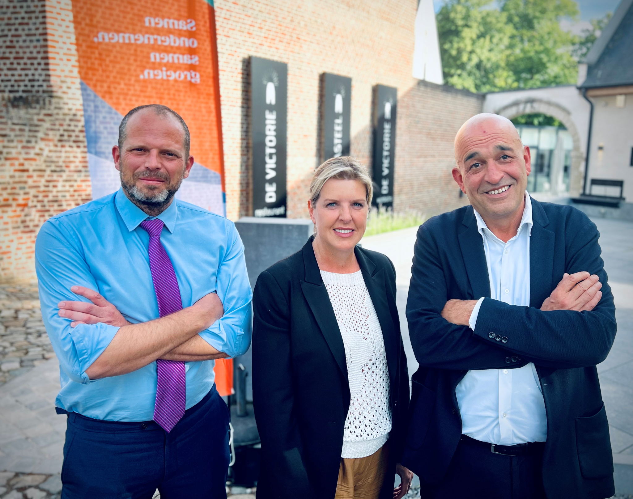 Theo Francken, minister van Defensie, Daniëlle Vanwesenbeeck, voorzitter Voka-KvK Vlaams-Brabant en Kris Claes, gedelegeerd bestuurder Voka-KvK Vlaams-Brabant