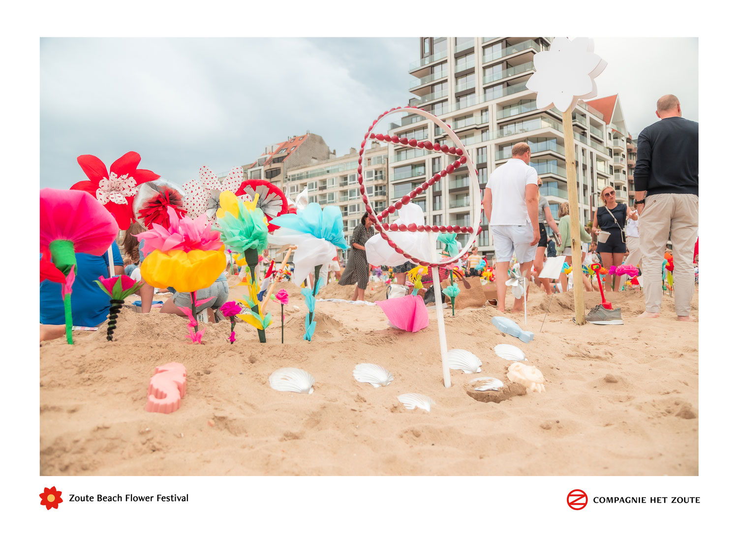 De jury kiest het mooiste winkeltje, het publiek de mooiste bloem De jury kiest het mooiste winkeltje, het publiek de mooiste bloem