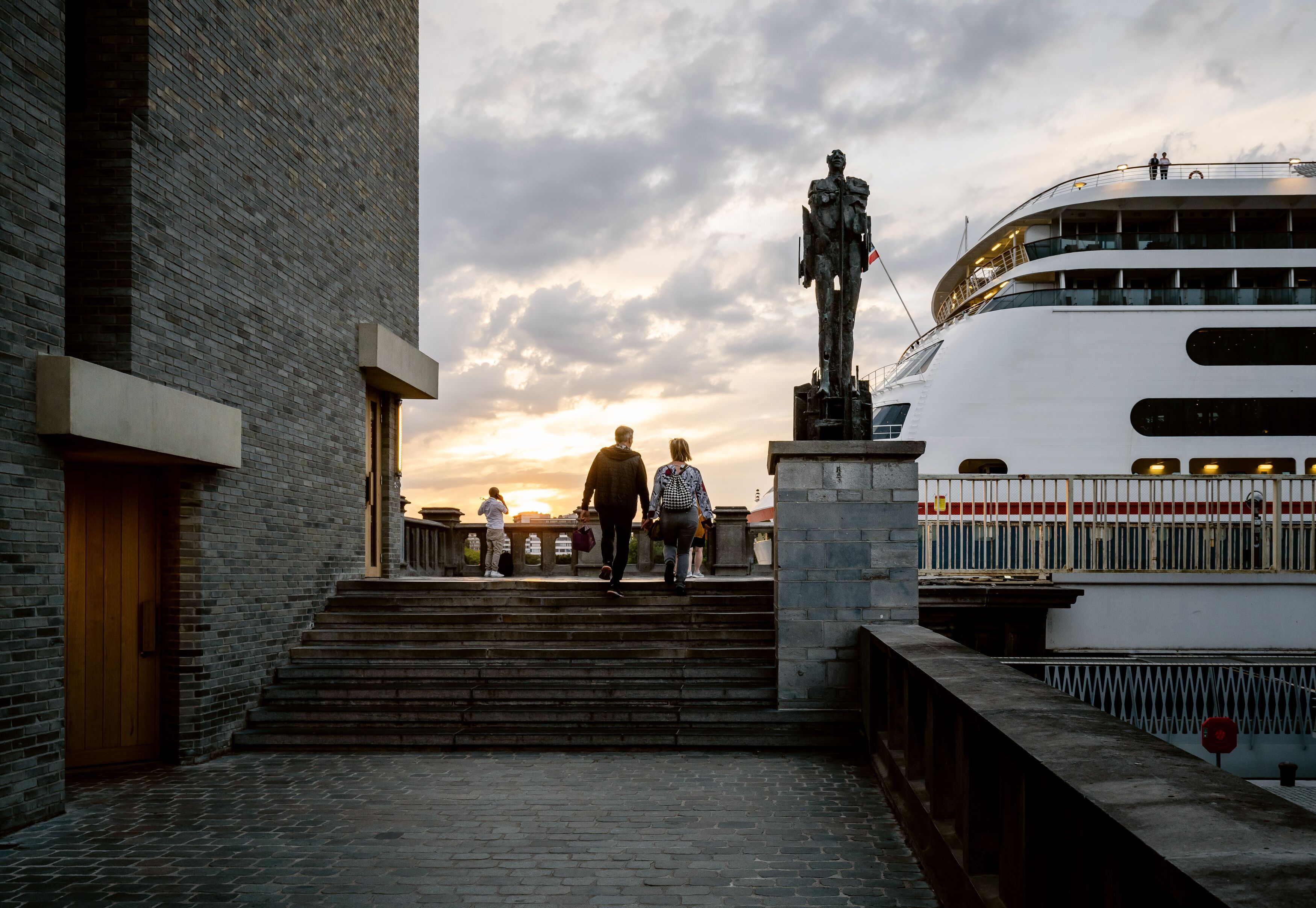 Cruiseterminal Het Steen © LUCID