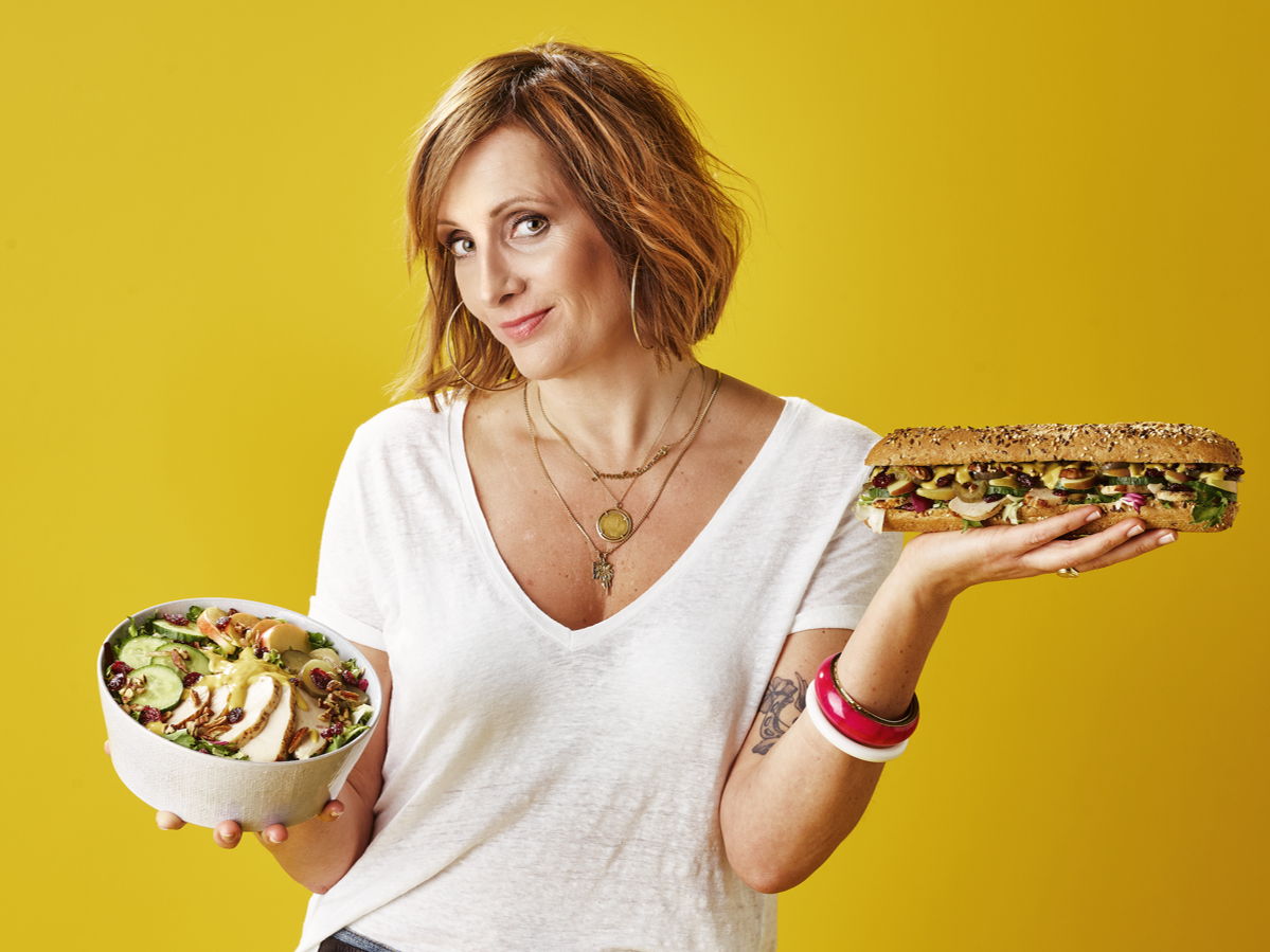 Chef Sofie Dumont in co-creatie met Panos: nieuw zomers recept voor broodje en salade in de winkels vanaf 23/05