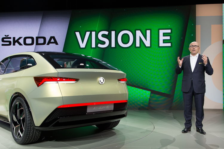 ŠKODA CEO, Bernhard Maier, presents a concept vehicle for purely electric and autonomous driving for the first time at the Volkswagen Group Night on the eve of Auto Shanghai 2017.