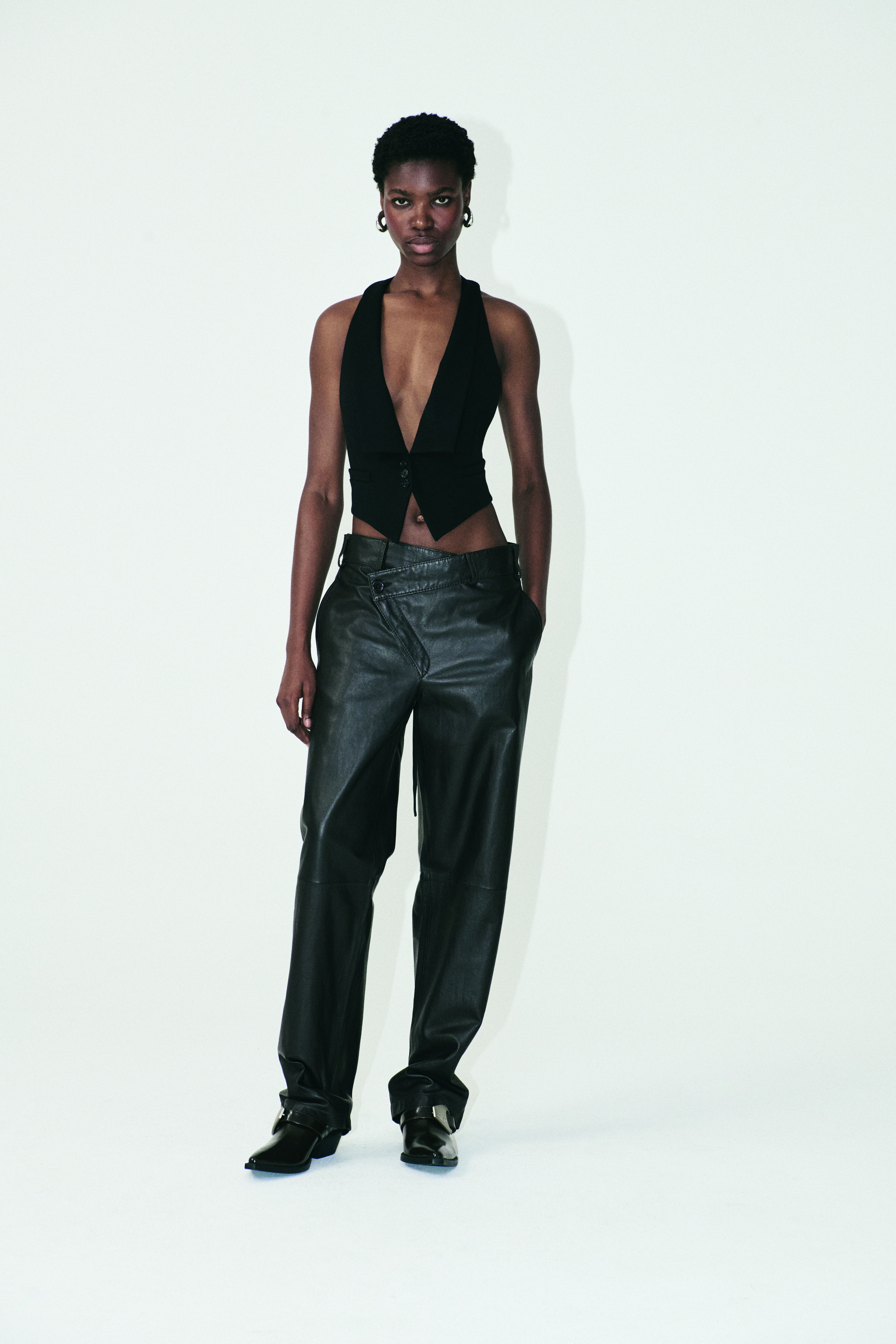 LOOKBOOK IMAGES REIMAGINE PINKO x PATRIC McDowell – "CHAMPAGNE HORSES"