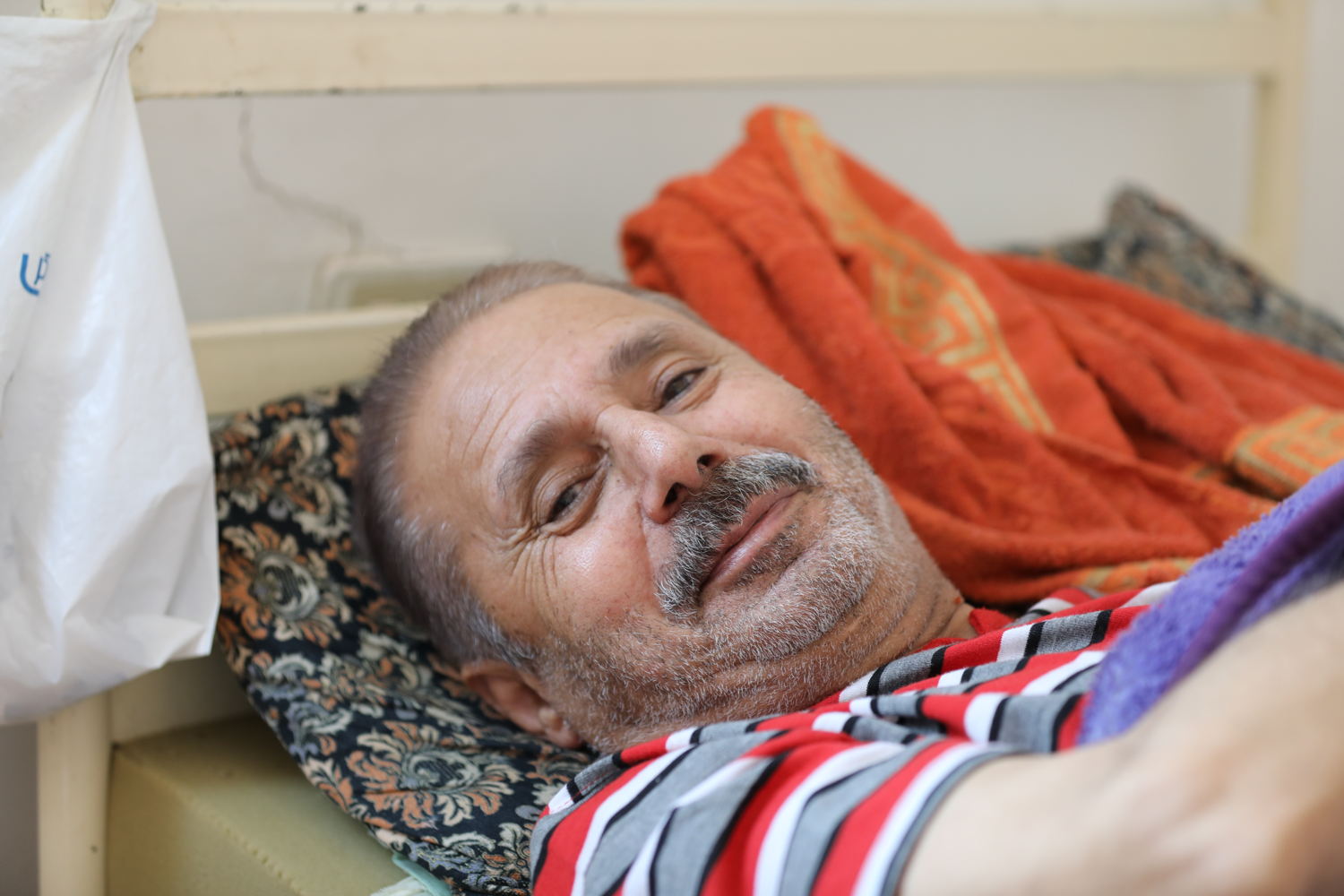Aziz, from Syria, is treated at MSF's hospital in Irbid, Jordan. Credit: Scott Hamilton/MSF, taken 16 August 2017