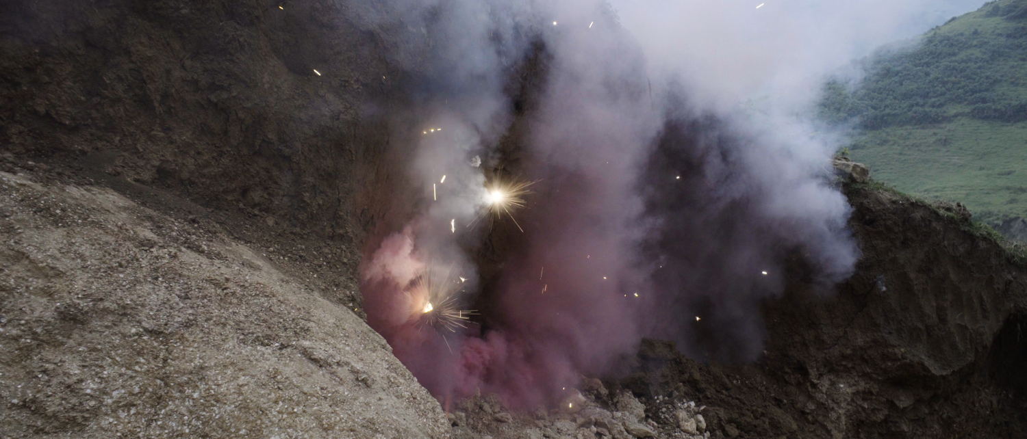 Sa. 10.02 - installation / lecture / performance - Revital Cohen & Tuur Van Balen - Exploitation
