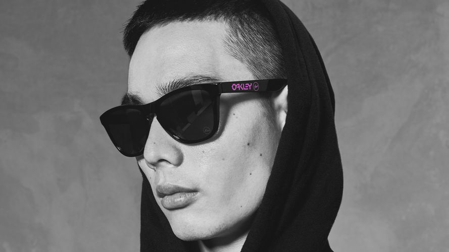 DROP 2 - OAKLEY x FRAGMENT COLLECTION FROGSKINS PINK (3)