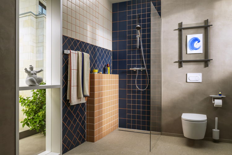 ©Hansgrohe Activera Bathroom 