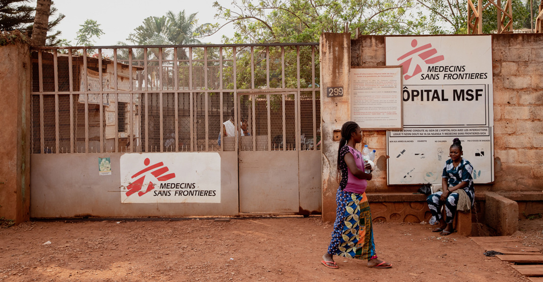 République centrafricaine : les attaques répétées contre les services médicaux rendent les populations vulnérables aux maladies et à la mort