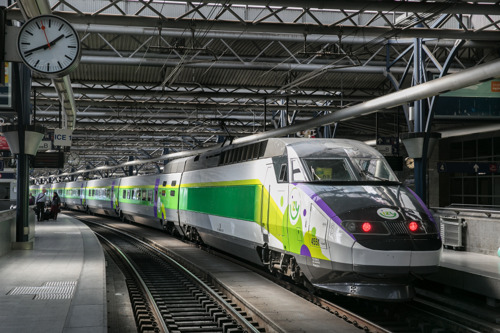 Inauguration of the first IZY train 