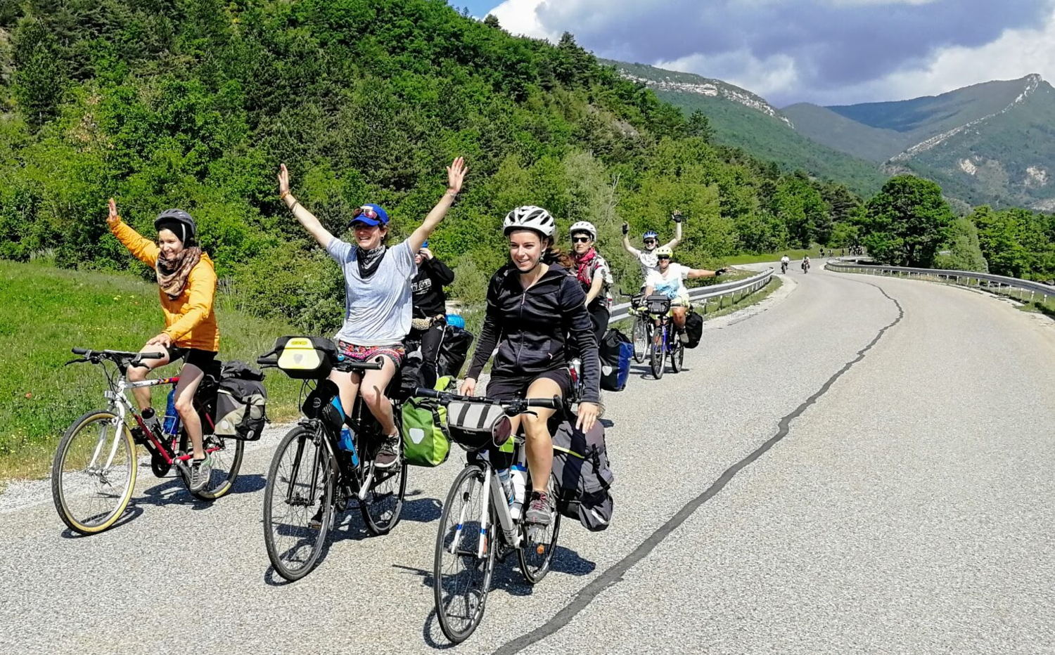 Le film "Cyclistes aux frontières" : un groupe de femmes et personnes trans s’est réuni sans se connaître pour pédaler en soutien aux migrantes et pour lutter contre les nouvelles politiques migratoires européennes