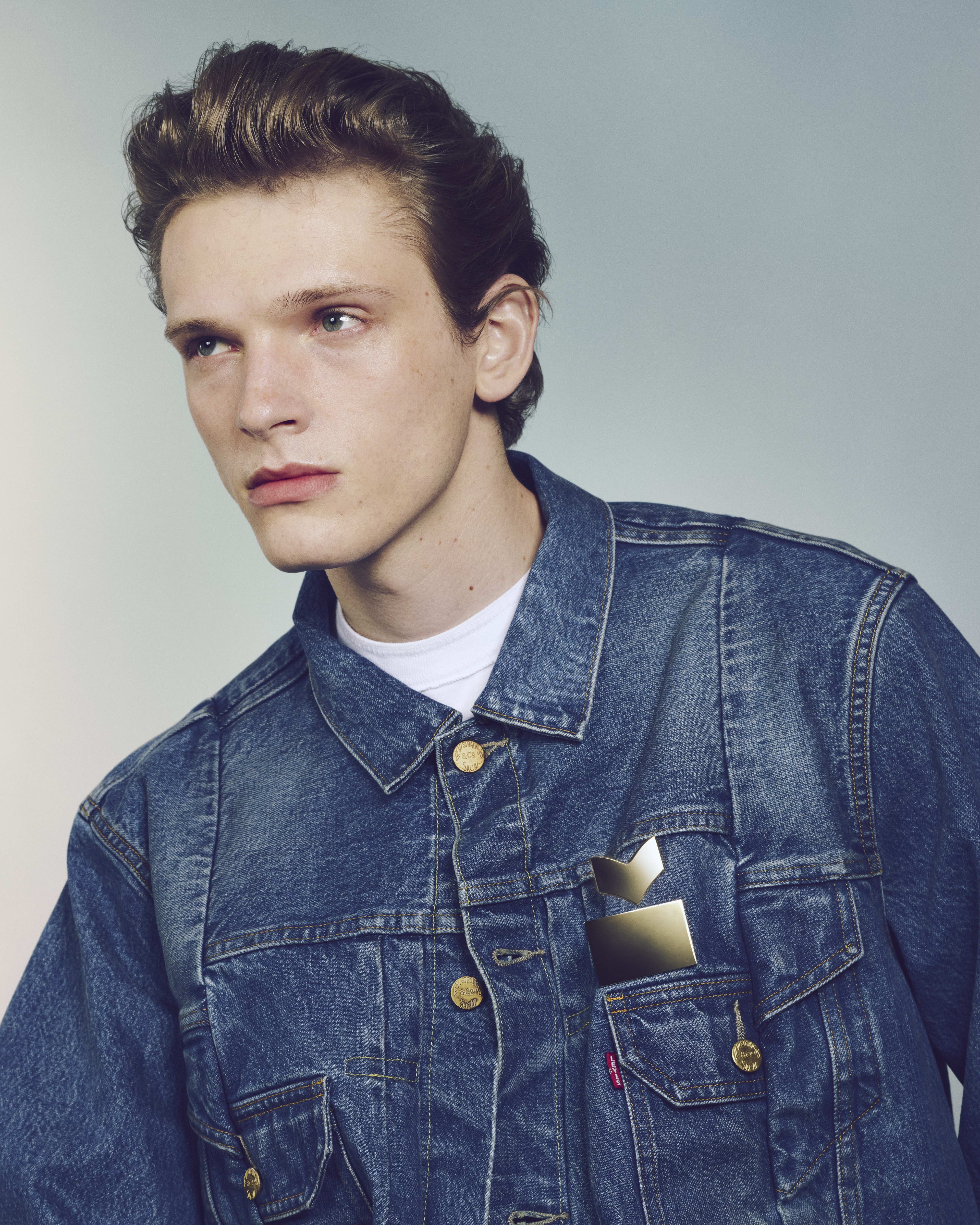 Levi's x sacai