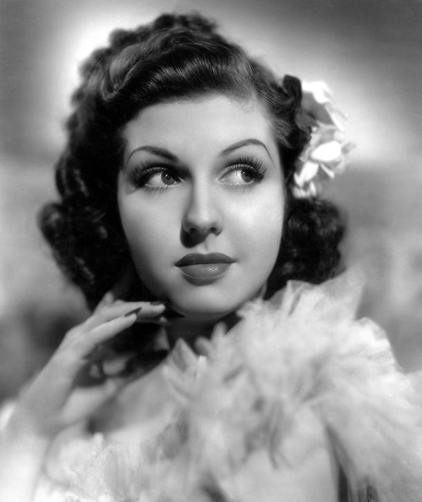 AKG2355790 Ann Miller ©akg-images / Glasshouse Images