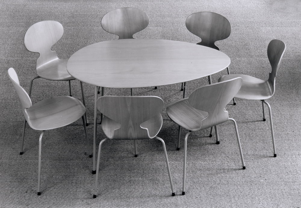 Fritz Hansen_Egg Table Archive