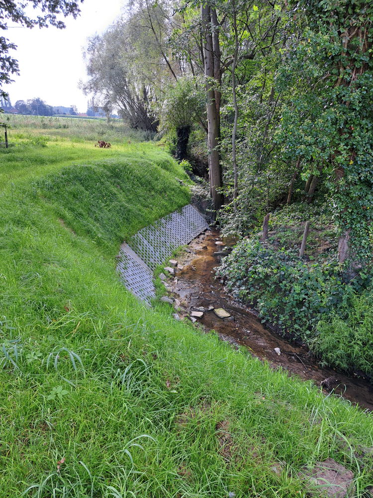 Aangelegde ringdijk