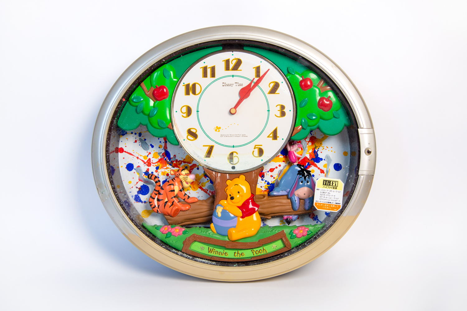 Winnie the Pooh Clock – broken clock (left) and repaired (right), part of R for Repair 2022. Imagery by Zuketa Film Production