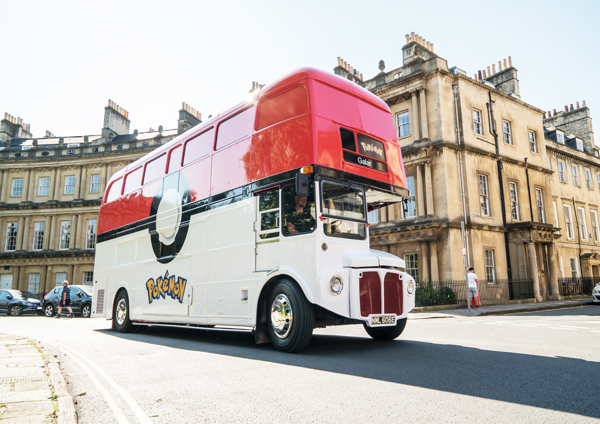 Pokémon publie le guide numérique Guide de voyage de Galar pour accompagner le Bus Pokémon : À la découverte de Galar, la nouvelle série Pokémon en cinq parties sur YouTube.