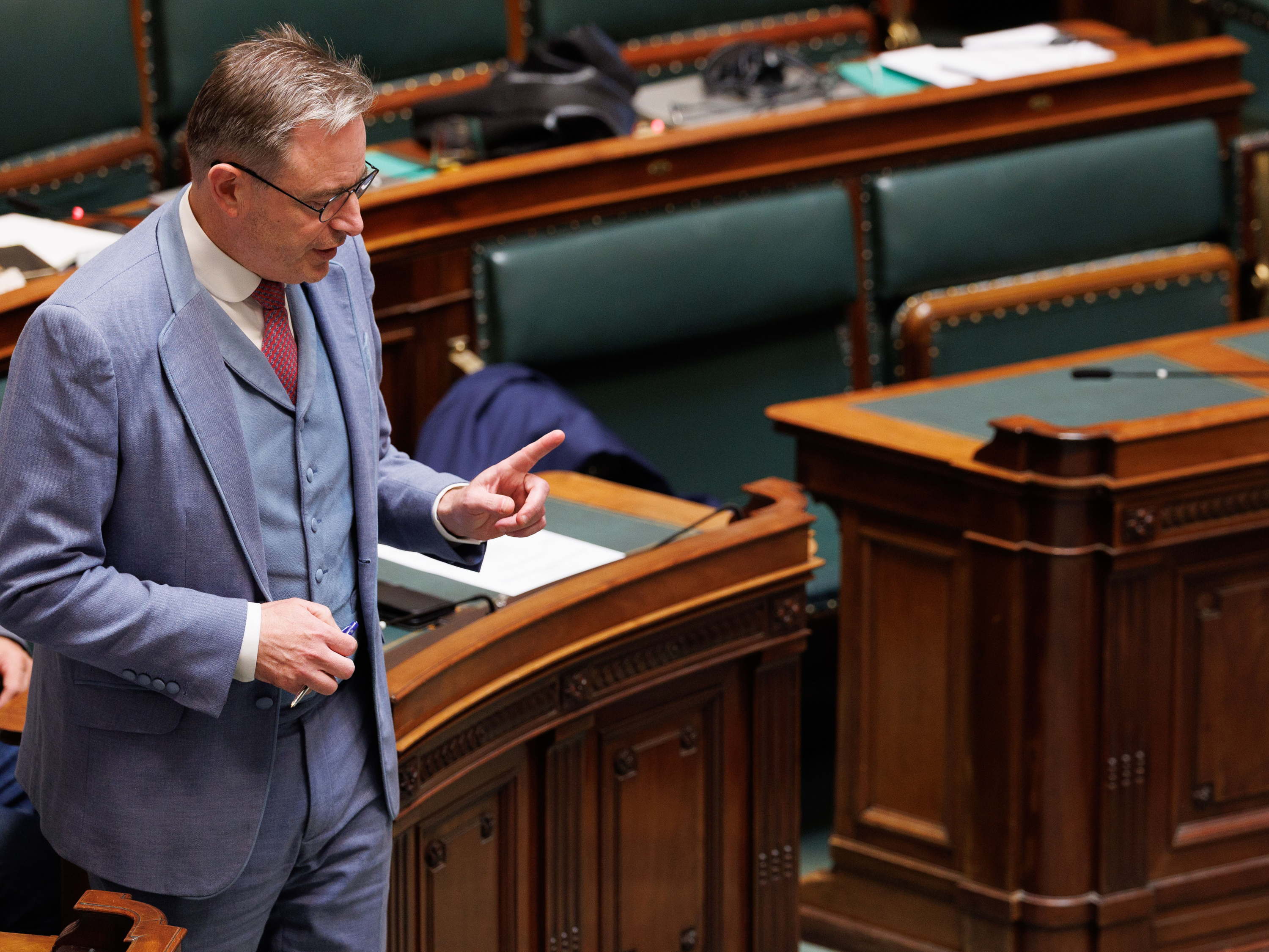Core cabinet disbands without reaching a summer agreement