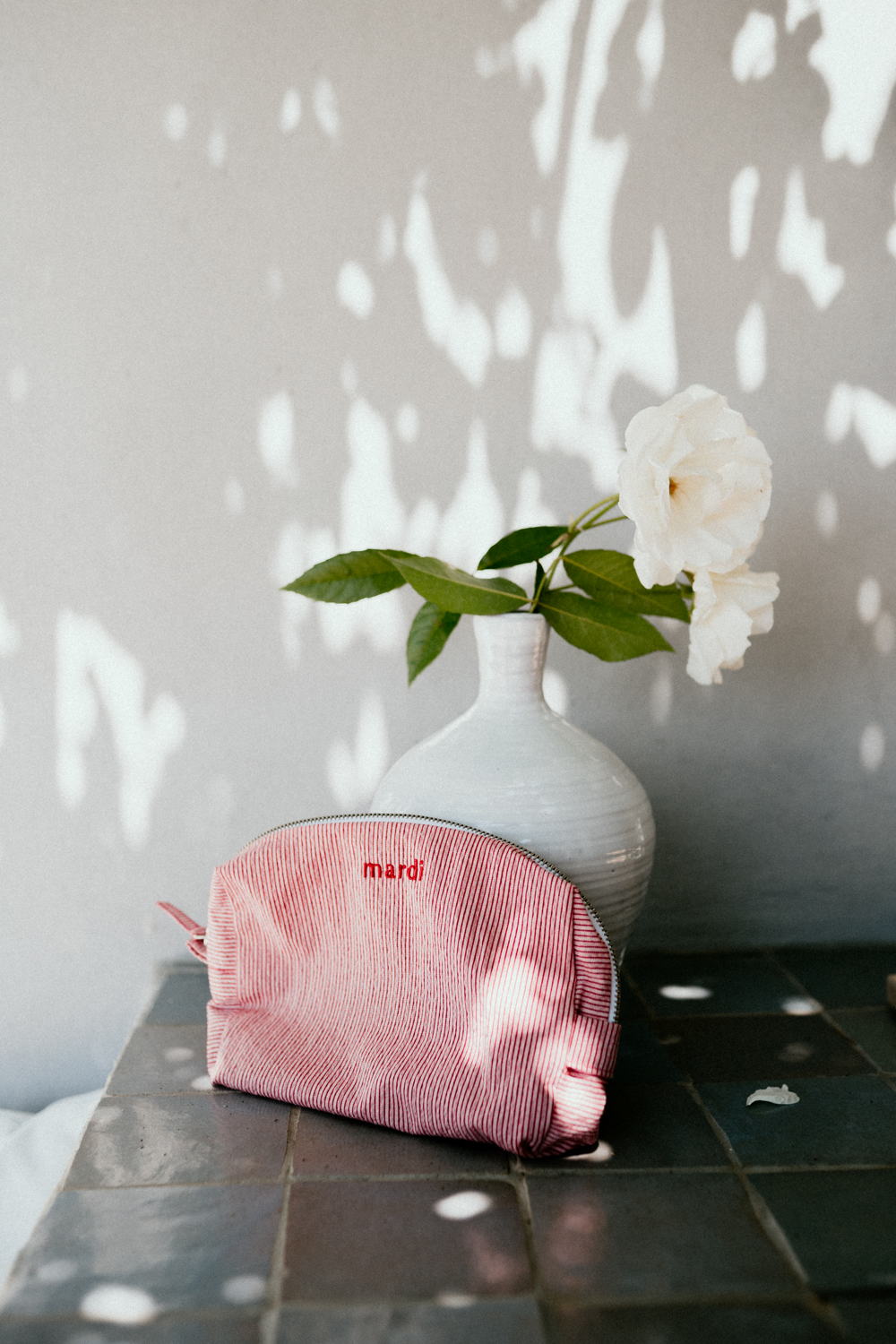 Mardi Editions - Petite trousse rose et rouge - 39€