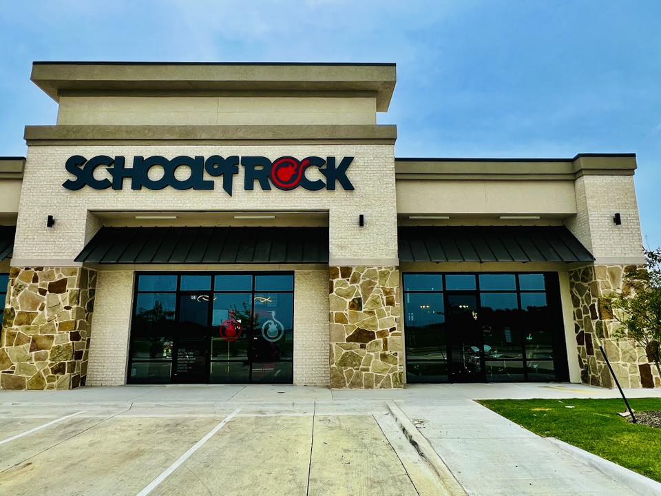 GET READY TO ROCK:
SCHOOL OF ROCK MIDLOTHIAN CELEBRATES GRAND OPENING ON JULY 19, 2025