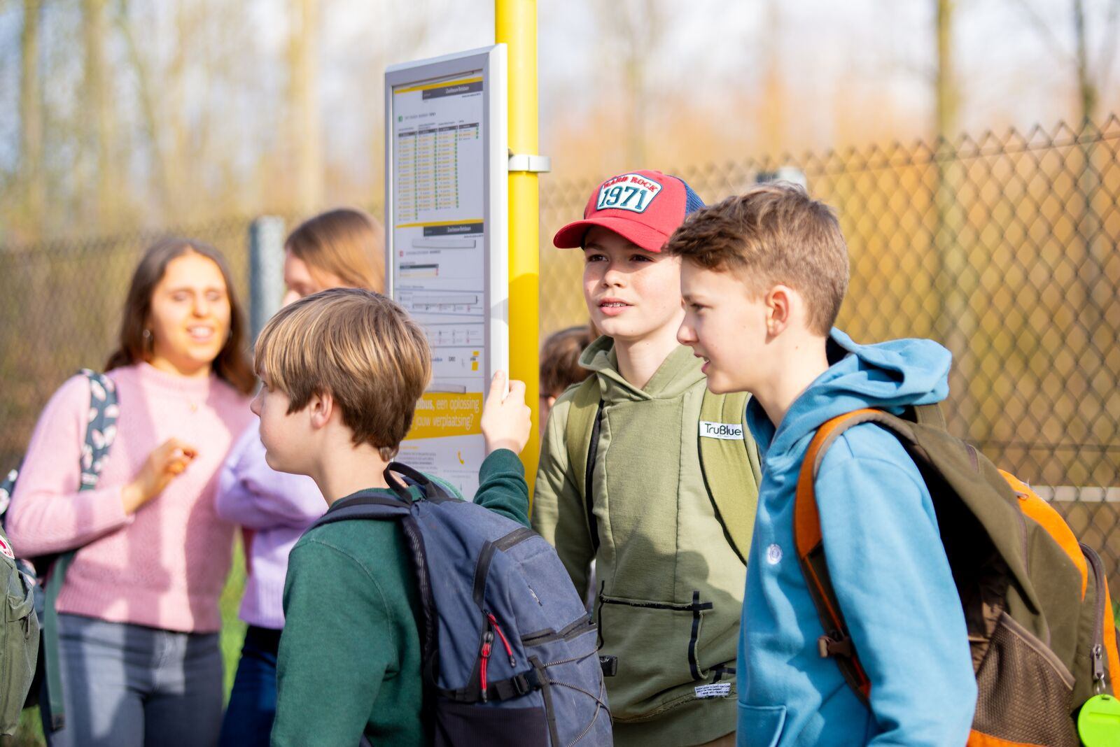 Weer naar school: check vóór 1 september je dienstregeling  