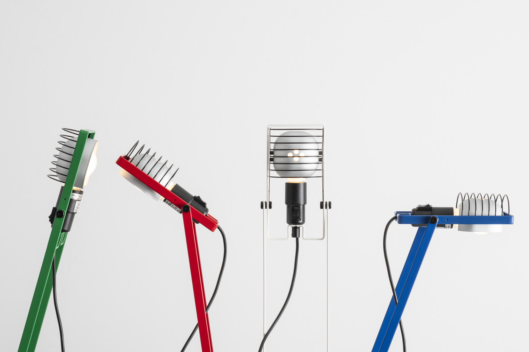 Sintesi table lamp by Ernesto Gismondi reissued by Artemide
