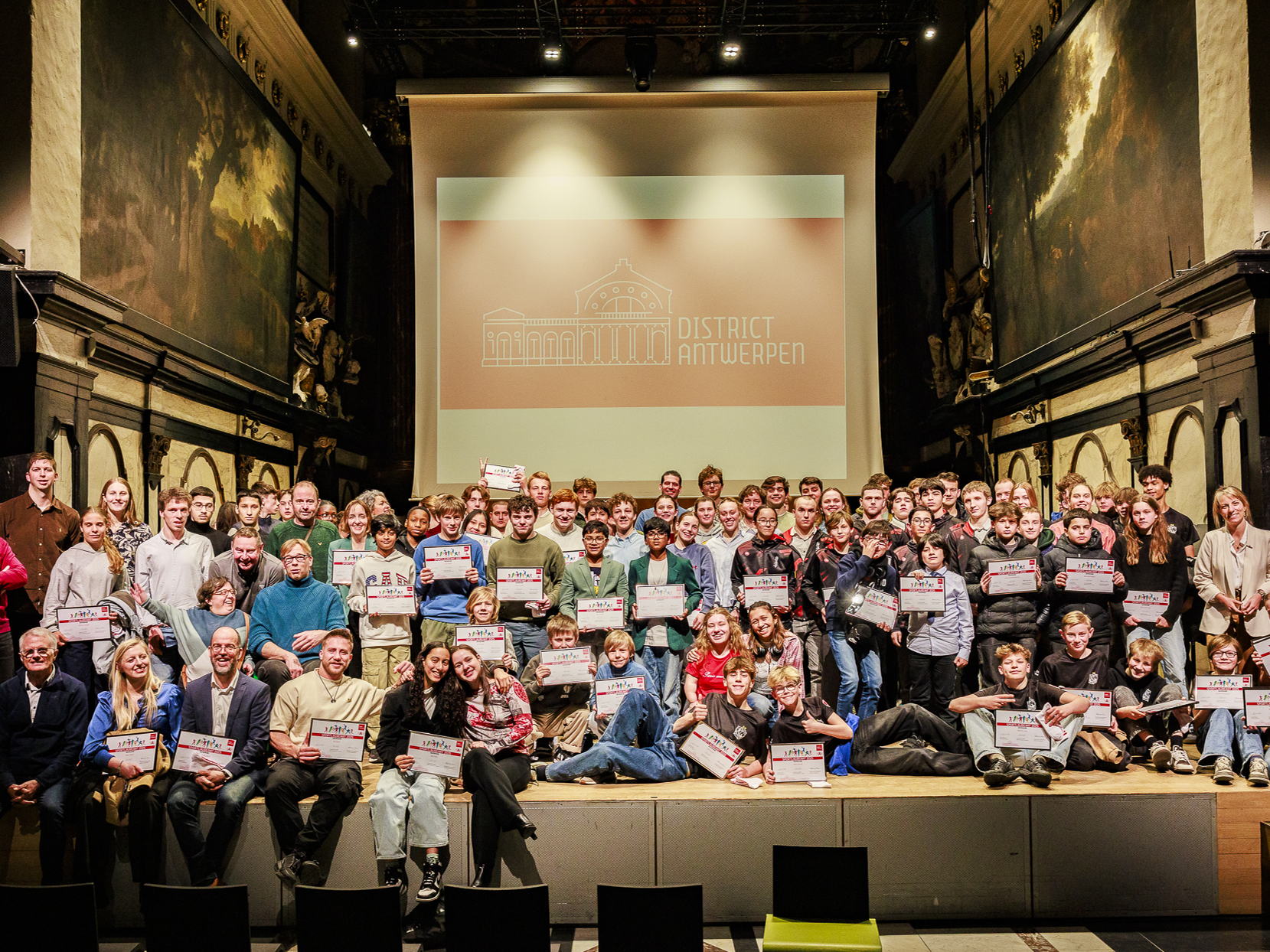 District Antwerpen viert 269 sporters en verdienstelijke sportclubleden