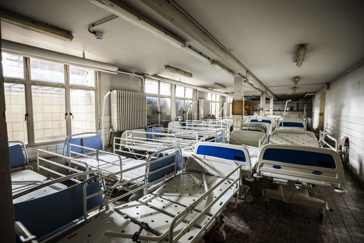 De veiling van de inboedel van ZNA Stuivenberg omvat meer dan 300 ziekenhuisbedden. (Foto: ZNA / Dirk Kerstens)
