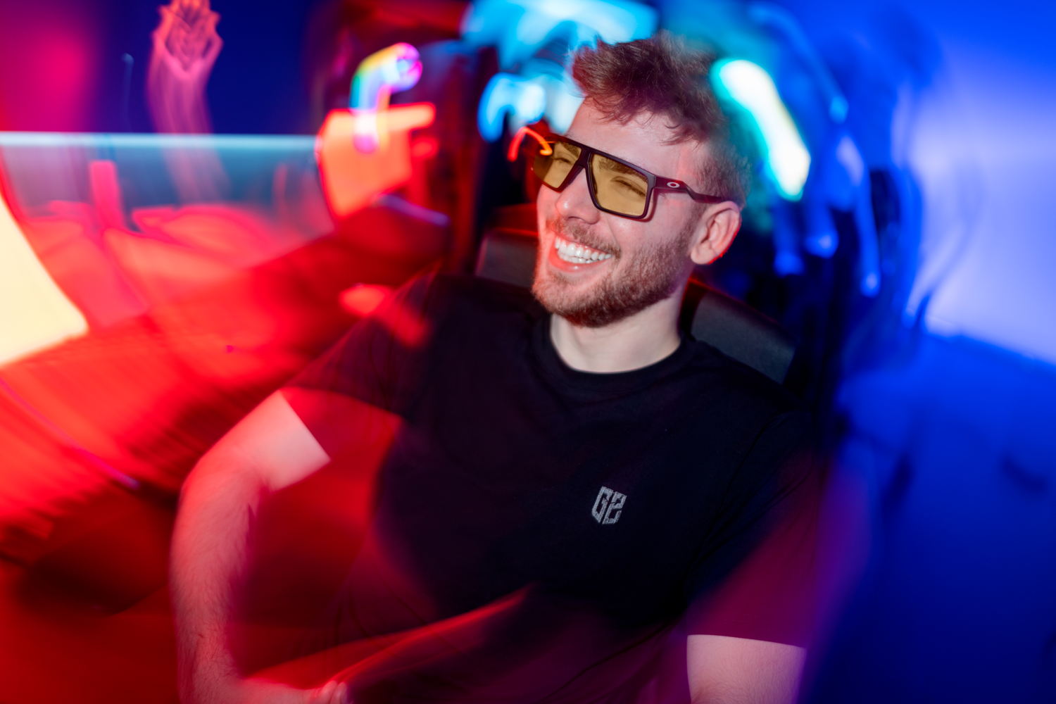 OAKLEY 2023 GAMING COLLECTION - CAMPAIGN IMAGE (2)
