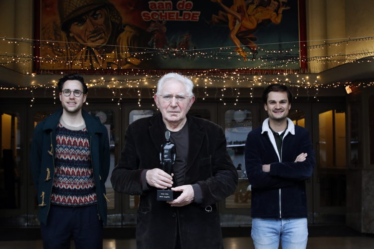 Ruben Vandenborre, Anthony Van Biervliet en Jan Decleir ontvangen 'Beste Jeugdfilm' voor 'De Familie Claus' Ruben Vandenborre, Anthony Van Biervliet en Jan Decleir ontvangen 'Beste Jeugdfilm' voor 'De Familie Claus'