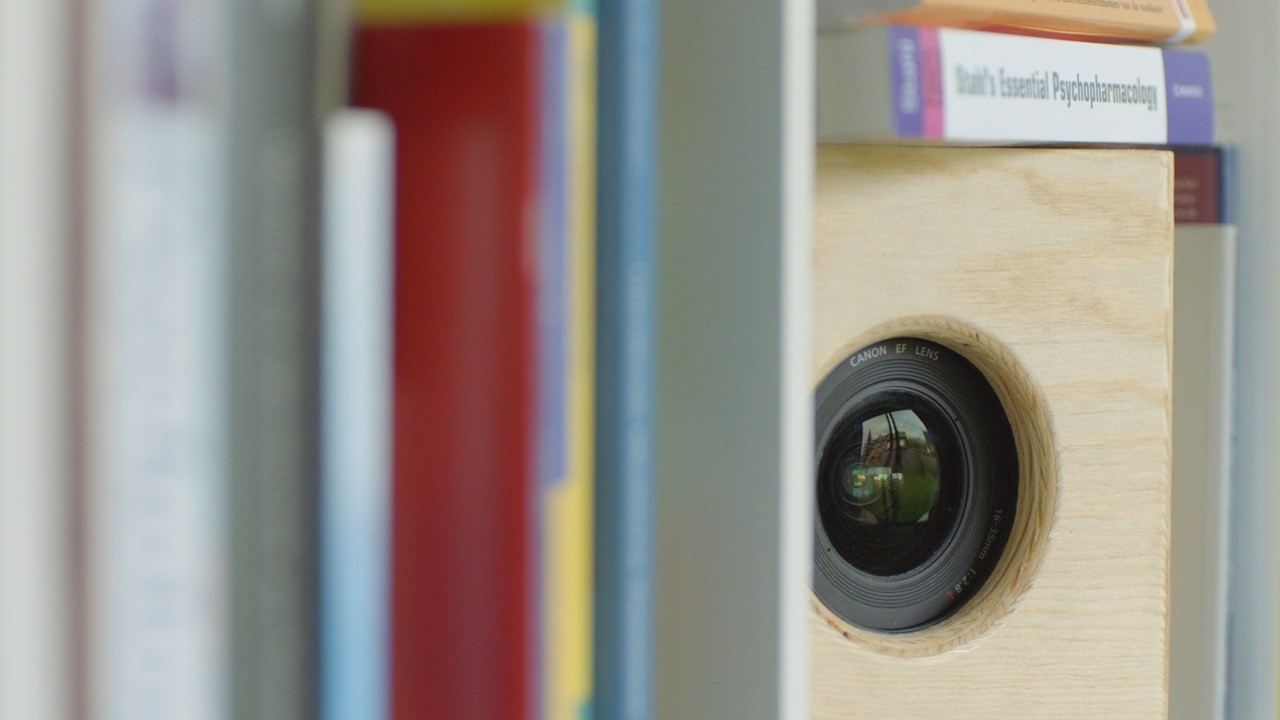 Onbemande camera in therapieruimte