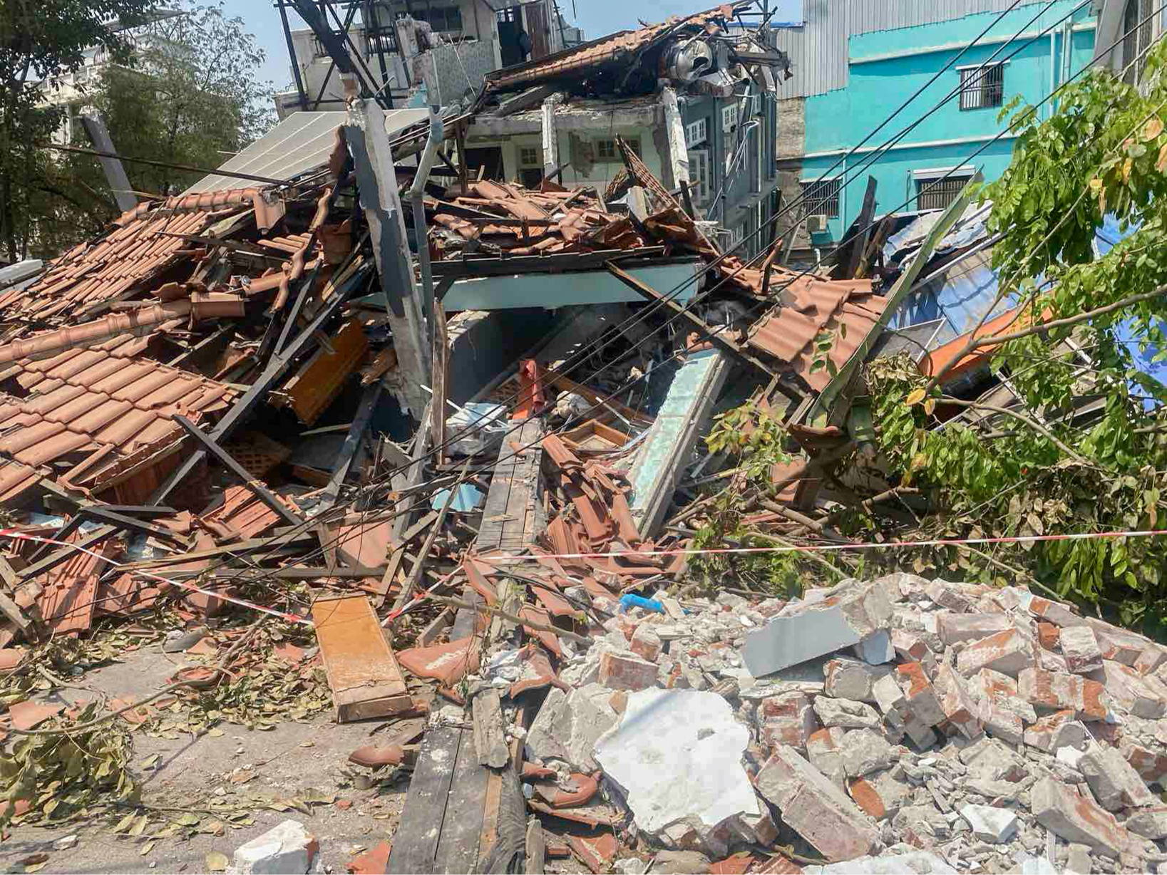"500 edificios se han derrumbado y 800 han resultado parcialmente destruidos en Mandalay"