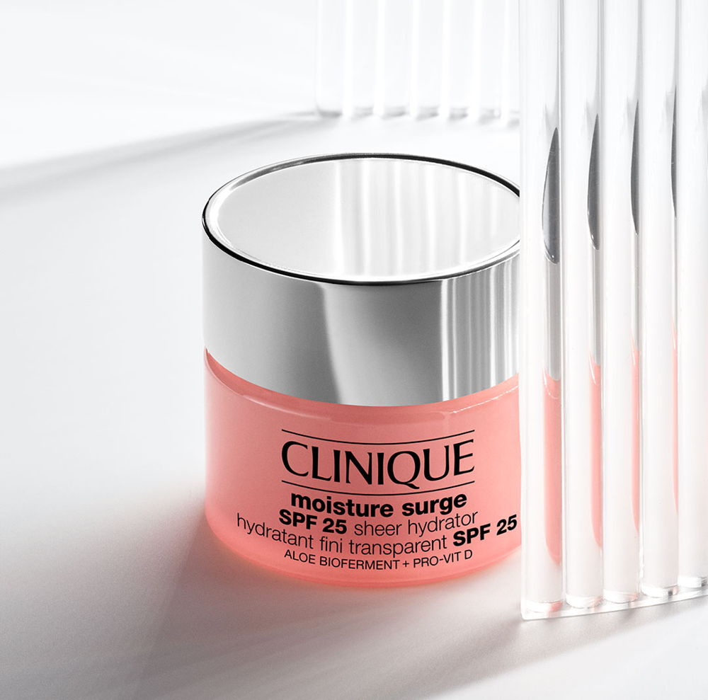 Clinique_MoistureSurgeSPF25_recommended retail price €27 30ml - and €44 50ml