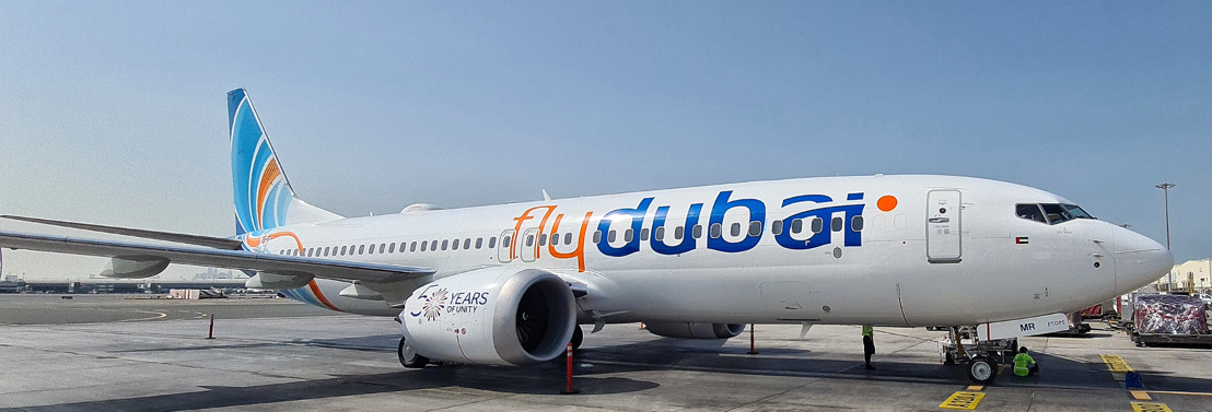 flydubai participates at the Dubai Airshow with one of its Boeing 737 MAX 8 aircraft