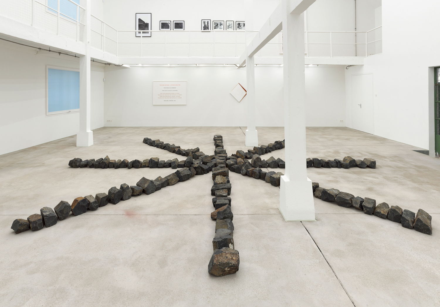 © Richard Long installation view, courtesy the artist and Konrad Fischer Galerie