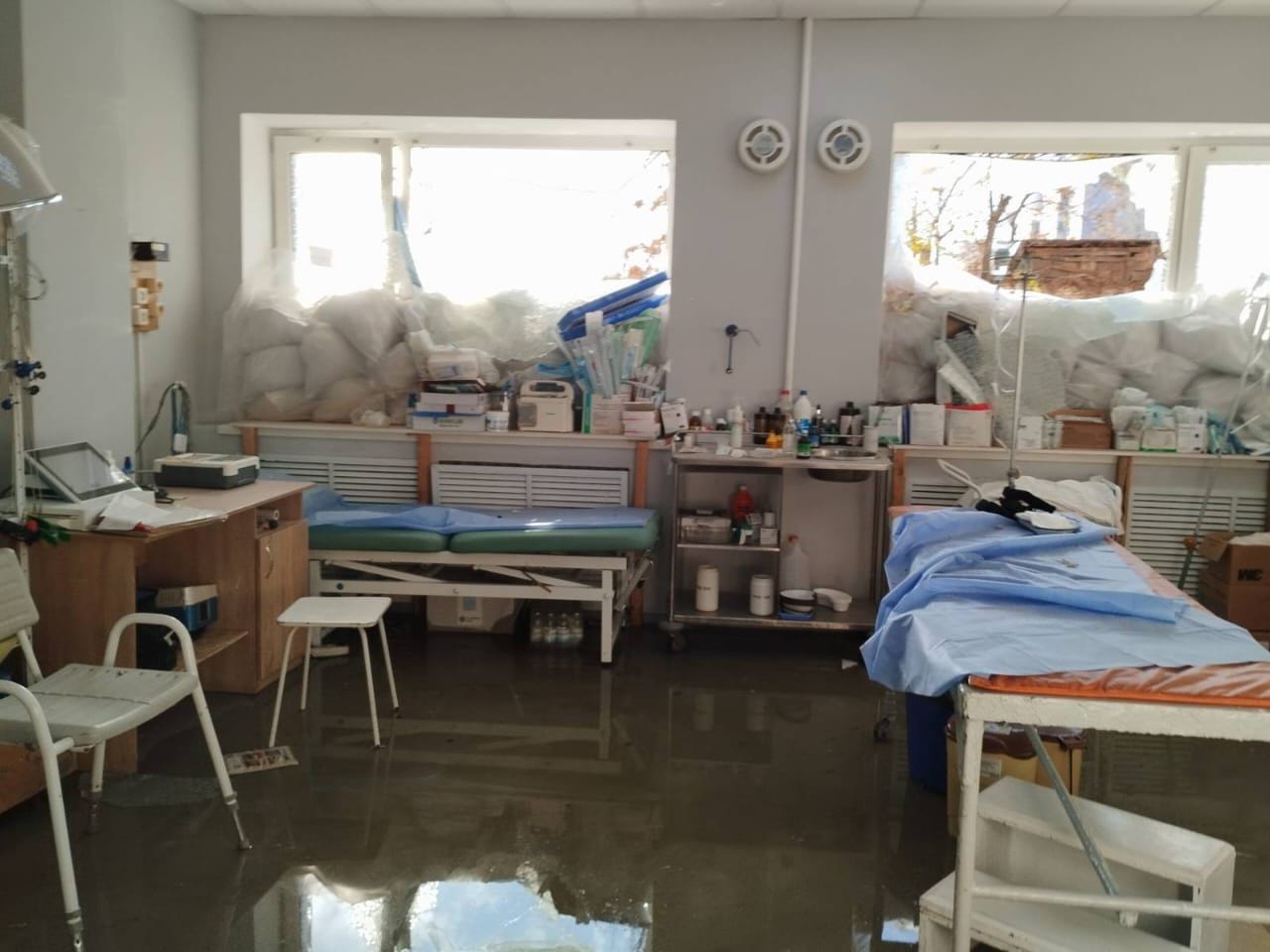 On 20 November 2023, two missiles hit a hospital in Selydove,where MSF work, causing significant damage to the hospital and damaging two MSF ambulances based there. Photogrpaher: MSF. Date: 21/11/2023. Location: Ukraine On 20 November 2023, two missiles hit a hospital in Selydove,where MSF work, causing significant damage to the hospital and damaging two MSF ambulances based there. Photogrpaher: MSF. Date: 21/11/2023. Location: Ukraine