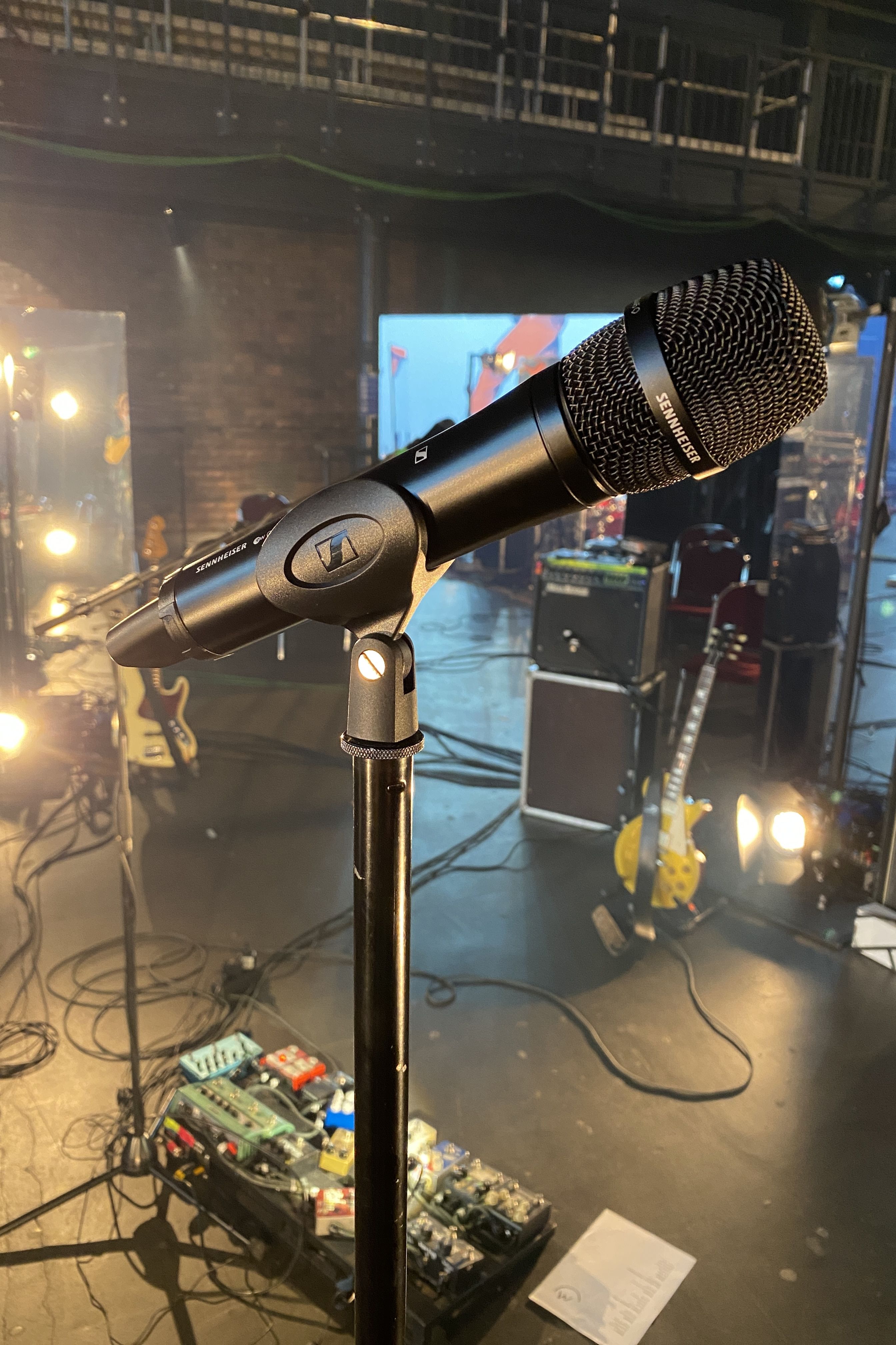 Milliarden’s Ben Hartmann used an evolution wireless 500 G4 handheld transmitter with the new high-rejection MM 445 microphone head