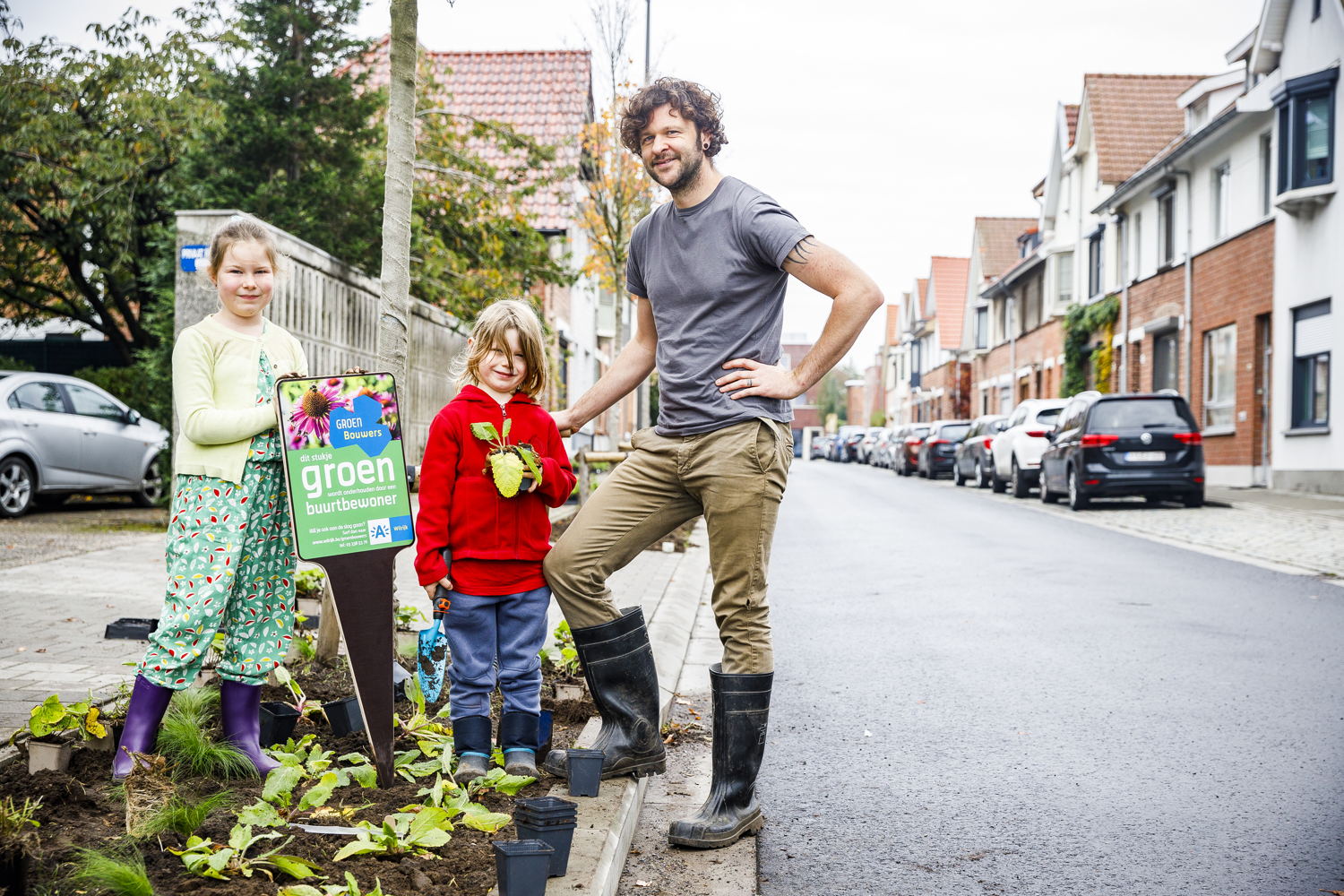 Grasstrook met planten