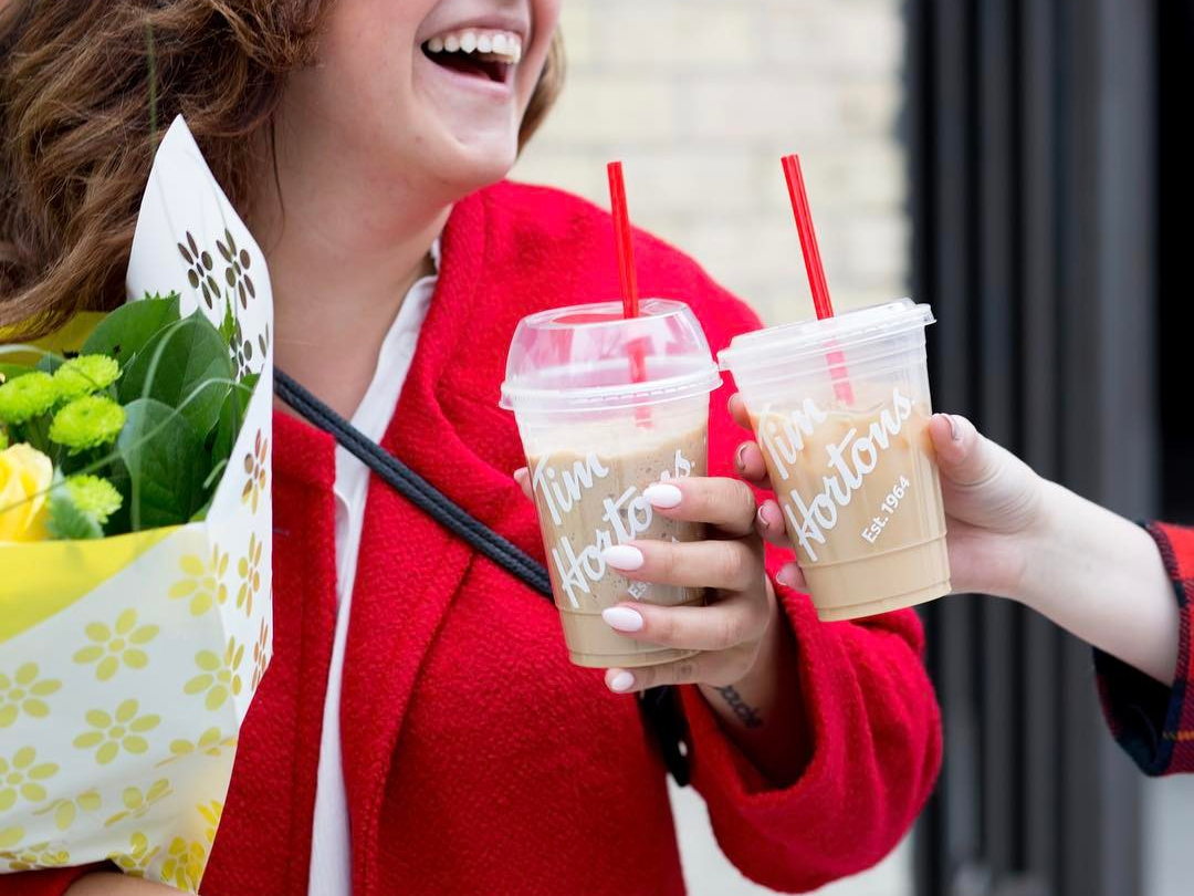 ¿Quieres sorprender a mamá? Prepara un ramo de Timbits® en 5 pasos
