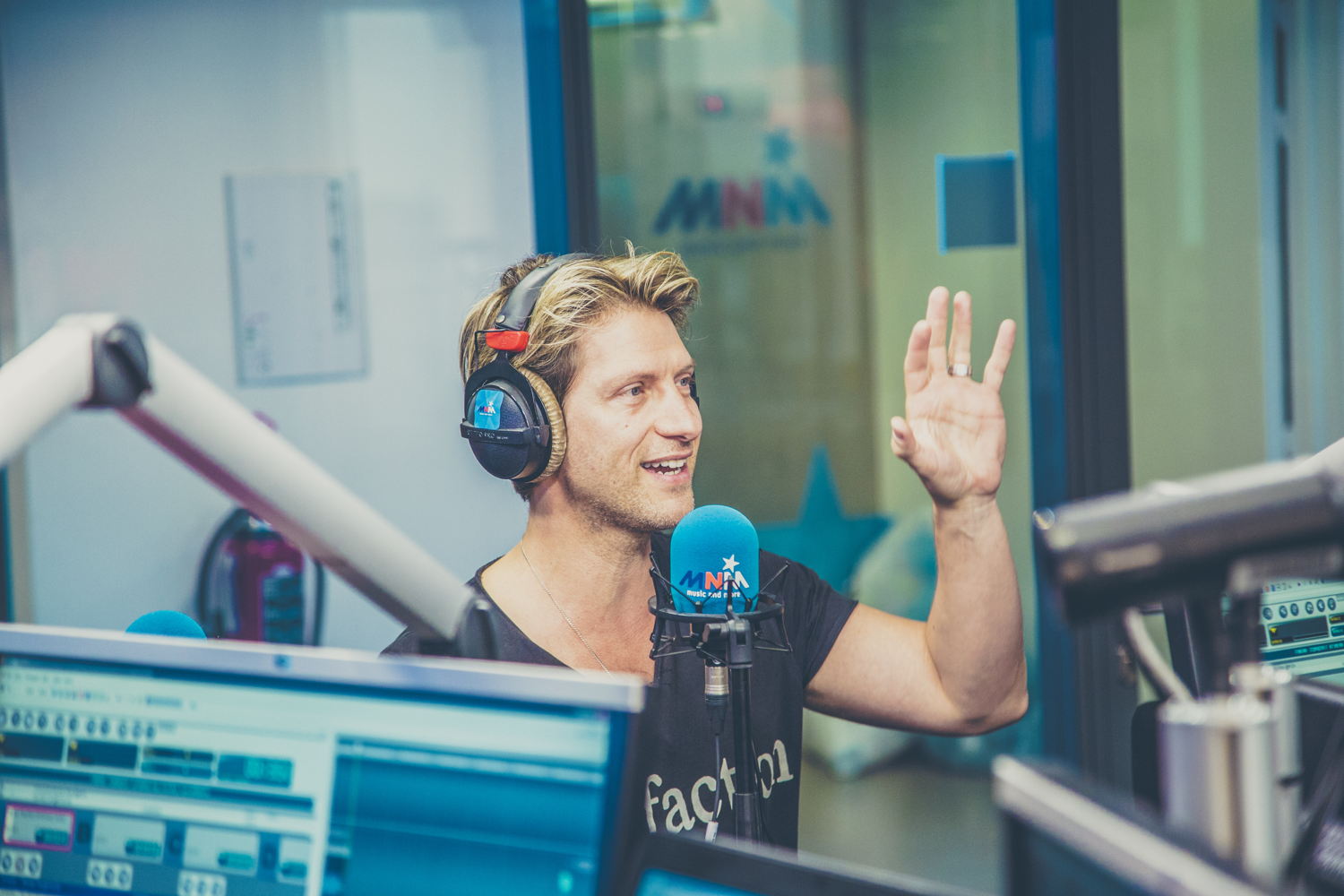 Groot nieuws van X-Session in De Grote Peter Van de Veire Ochtendshow (c) VRT