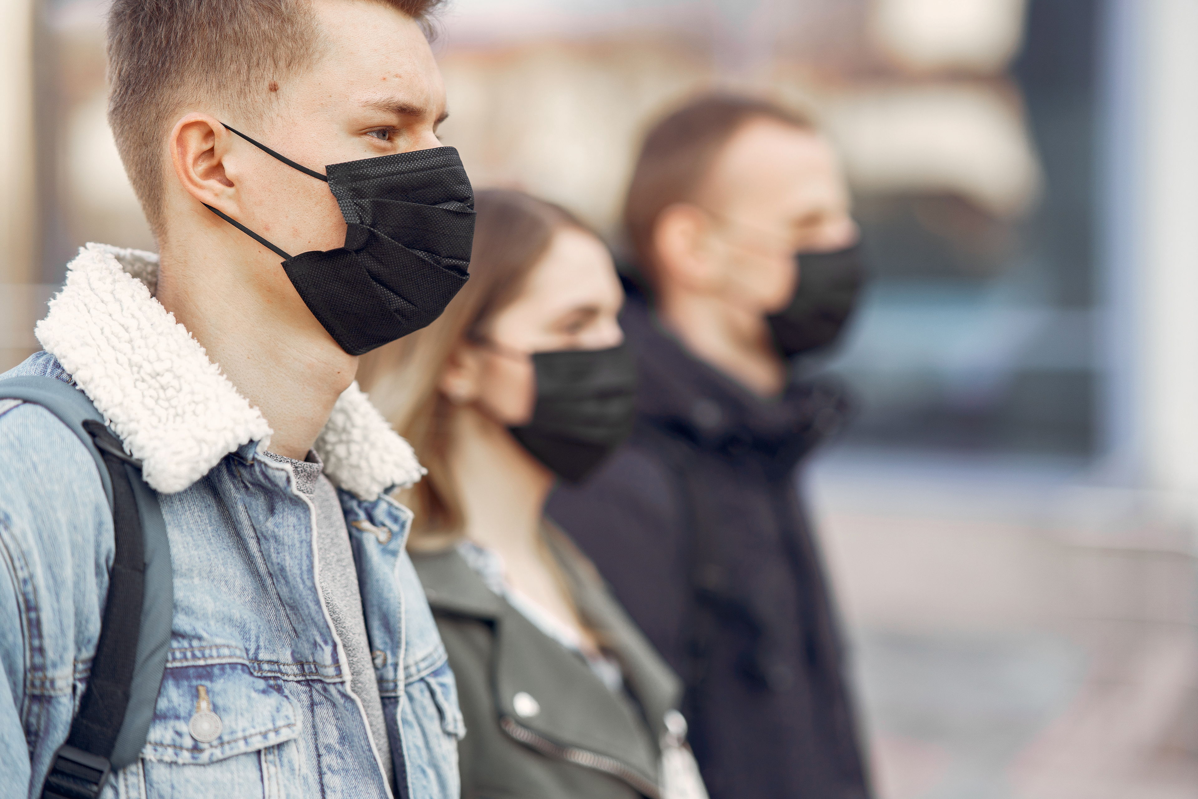 El fin oficial de la pandemia: 3 mitos y aprendizajes que nos deja sobre los virus y el futuro sostenible que necesitamos