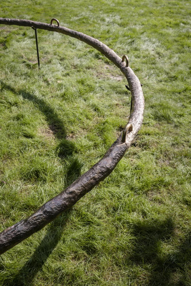 Maika Garnica, To hold, to carry, to walk, a sound (detail), 2021 - Copyright de kunstenaar, foto: Ans Brys Maika Garnica, To hold, to carry, to walk, a sound (detail), 2021 - Copyright de kunstenaar, foto: Ans Brys