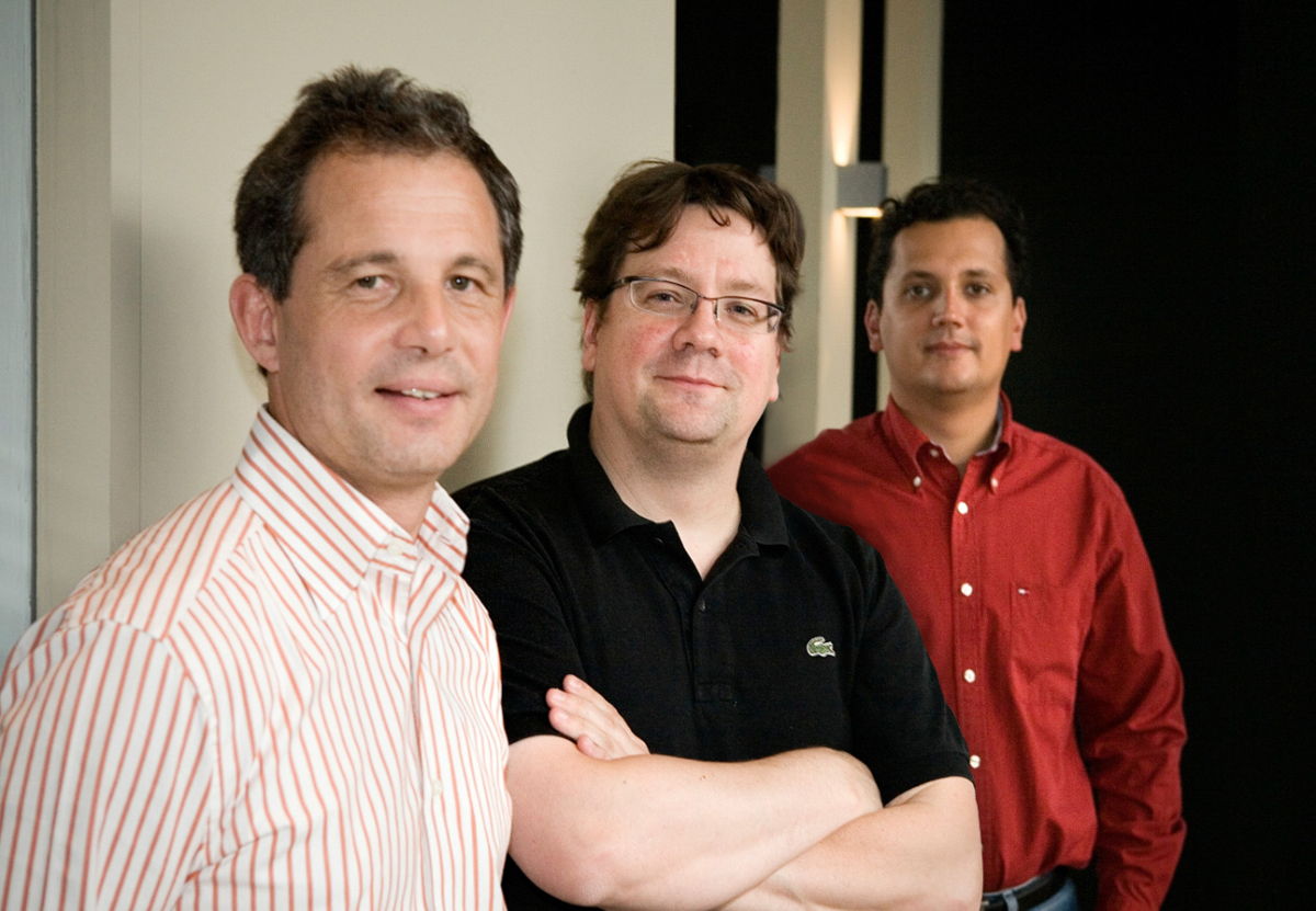 Denis Steisel, Brice Le Blévennec, en Karim Chouikri in 2004