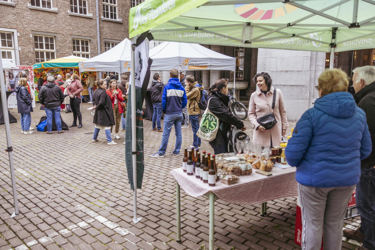 Voorbeeld actie: Fairtrademarkt
