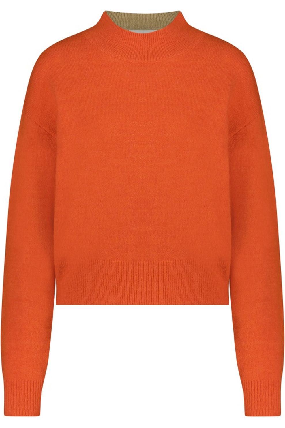 Juttu_FW23_Another-Label_Sweat ANOL Emily Knitted Pull_JUTTU_€79,95 Juttu_FW23_Another-Label_Sweat ANOL Emily Knitted Pull_JUTTU_€79,95