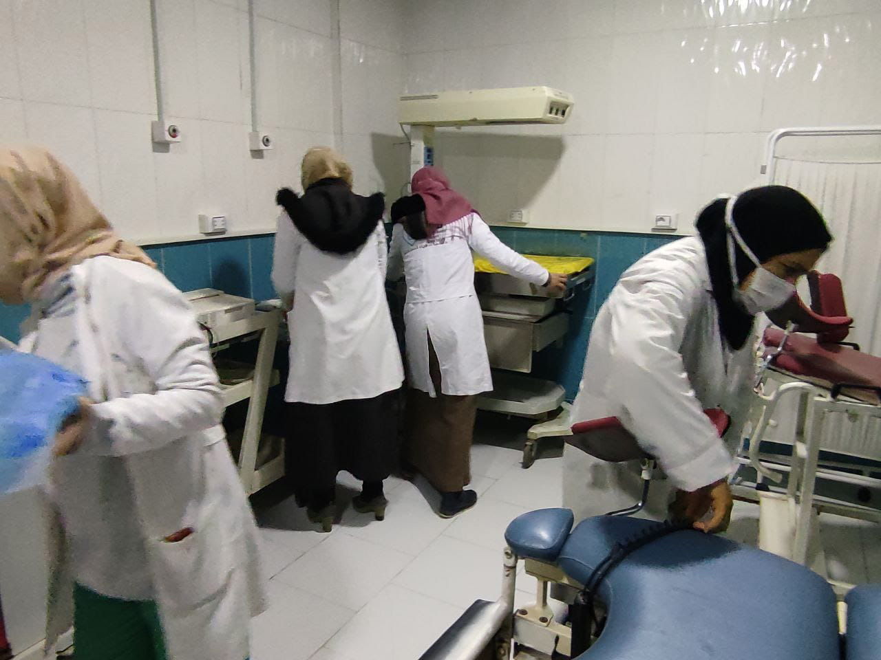 MSF continues support in Aleppo after the earthquakes Copyright: MSF Countries: Syria Date taken / Date Recorded: 14 February, 2023 Caption / Description: MSF-supported maternity in Mare’, a town in northern Aleppo governorate was evacuated during the earthquakes on February 6, due to the risk of the building collapsing. The team moved the essential equipment and relocated the maternity to a safe space. 12 hours later, the maternity was operational, and the team performed 6 deliveries in one day. “It is essential to ensure the continuity of services, as women will need to deliver in a safe place.” Says Aisha, MSF midwives’ supervisor. MSF continues support in Aleppo after the earthquakes Copyright: MSF Countries: Syria Date taken / Date Recorded: 14 February, 2023 Caption / Description: MSF-supported maternity in Mare’, a town in northern Aleppo governorate was evacuated during the earthquakes on February 6, due to the risk of the building collapsing. The team moved the essential equipment and relocated the maternity to a safe space. 12 hours later, the maternity was operational, and the team performed 6 deliveries in one day. “It is essential to ensure the continuity of services, as women will need to deliver in a safe place.” Says Aisha, MSF midwives’ supervisor.