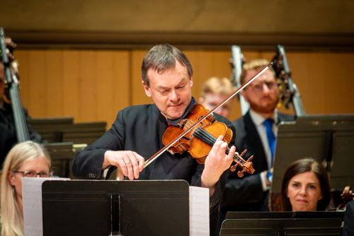 Photo by Toronto Symphony Orchestra/Allan Cabral, TSO.CA