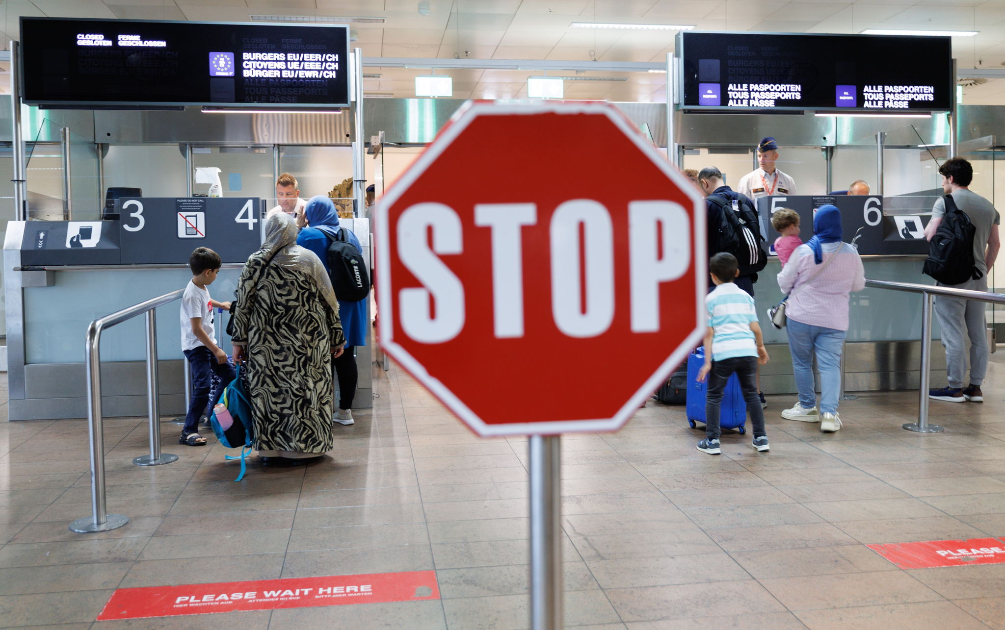 Constitutional Court of Belgium suspends stricter asylum rules