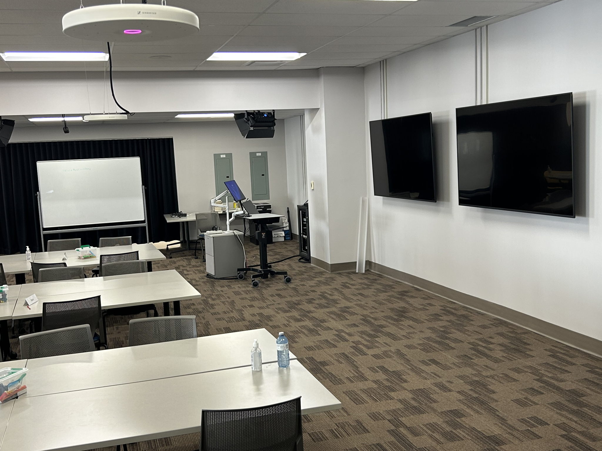 Schulich School of Medicine & Dentistry's Interdisciplinary Medical Sciences (IMS) classroom.