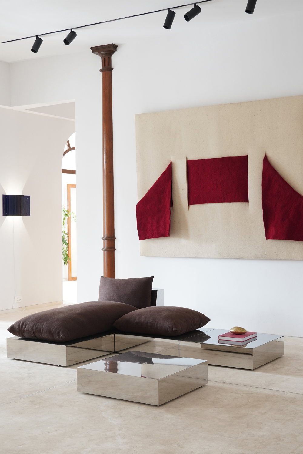 Octa Sofa, 2024 by Florence Louisy for Aequo Gallery at Design Miami. 2024 (Image courtesy of Aequo Gallery)
