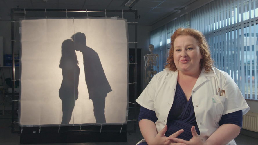 Dokter Bea (Eva Van der Gucht) (afl 5 ) - (c) De Mensen Dokter Bea (Eva Van der Gucht) (afl 5 ) - (c) De Mensen